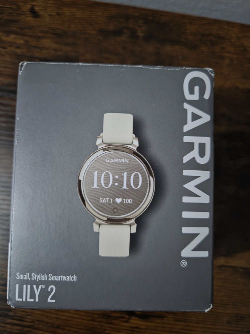 Garmin Lily 2 Small Stylish Smartwatch - Cream